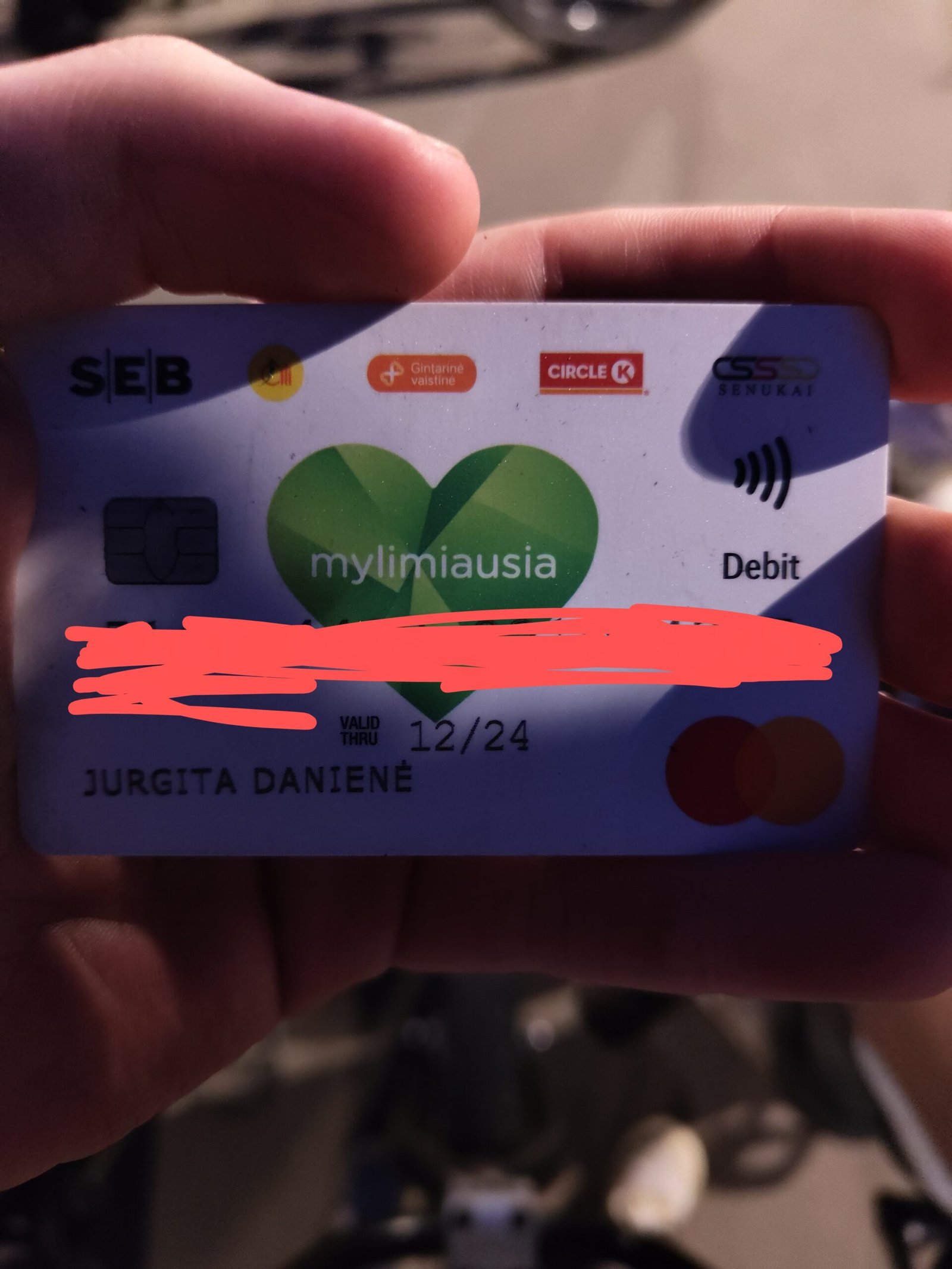 Radau prie Klaipėdos verslo centro banko kortelę